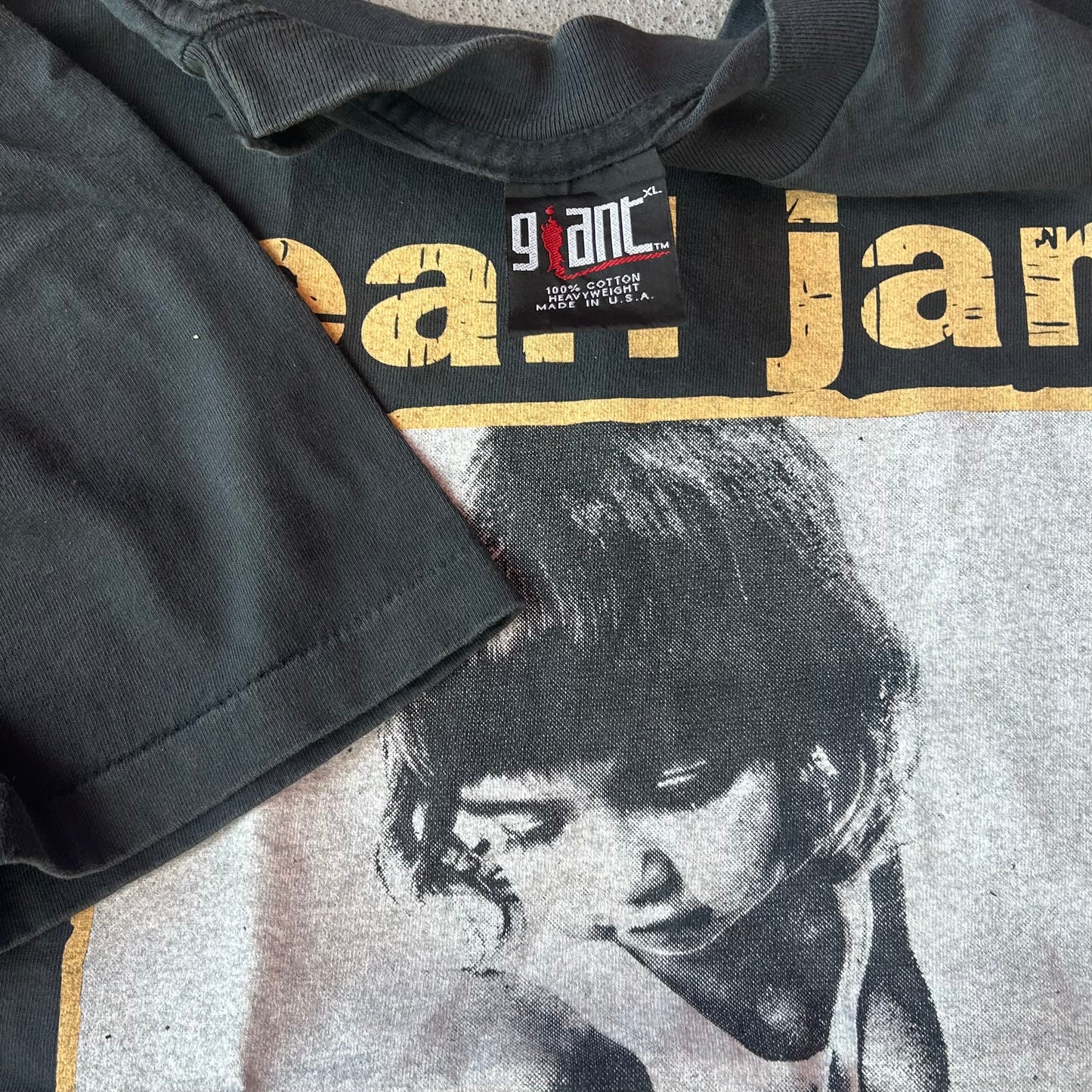 (XL) MODERN* Pearl Jam choice tee