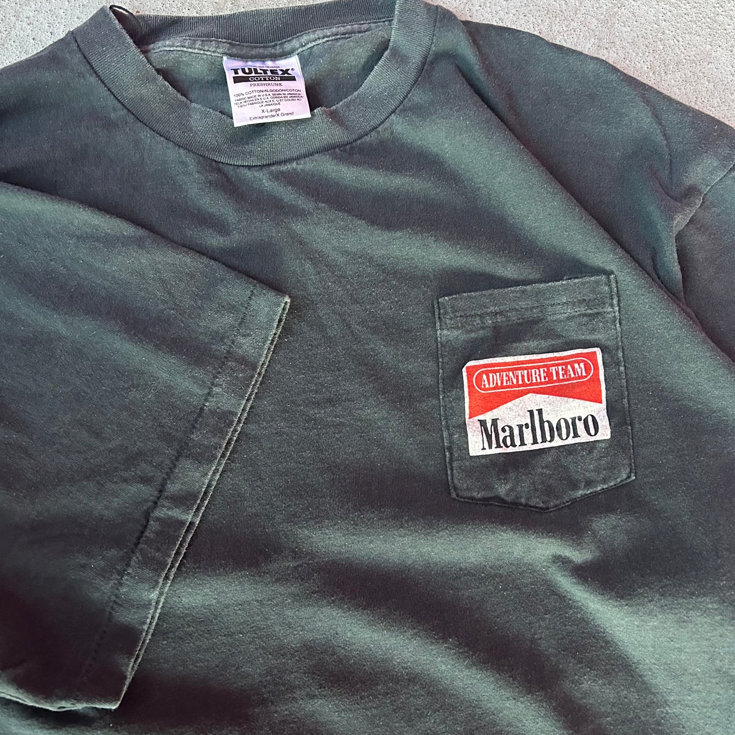 (XL) Marlboro reprint snake pass pocket tee