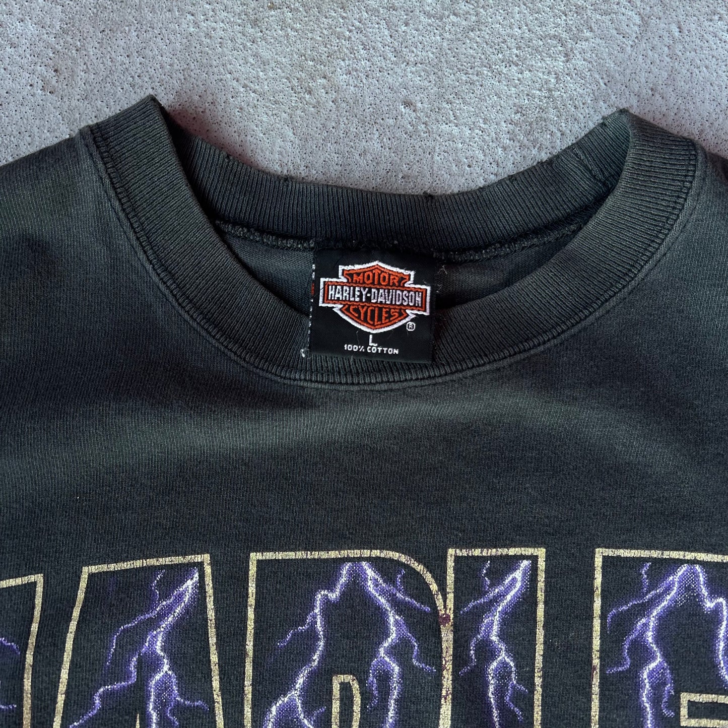 (L) Vintage 1995 Harley Davidson faded lightning longsleeve