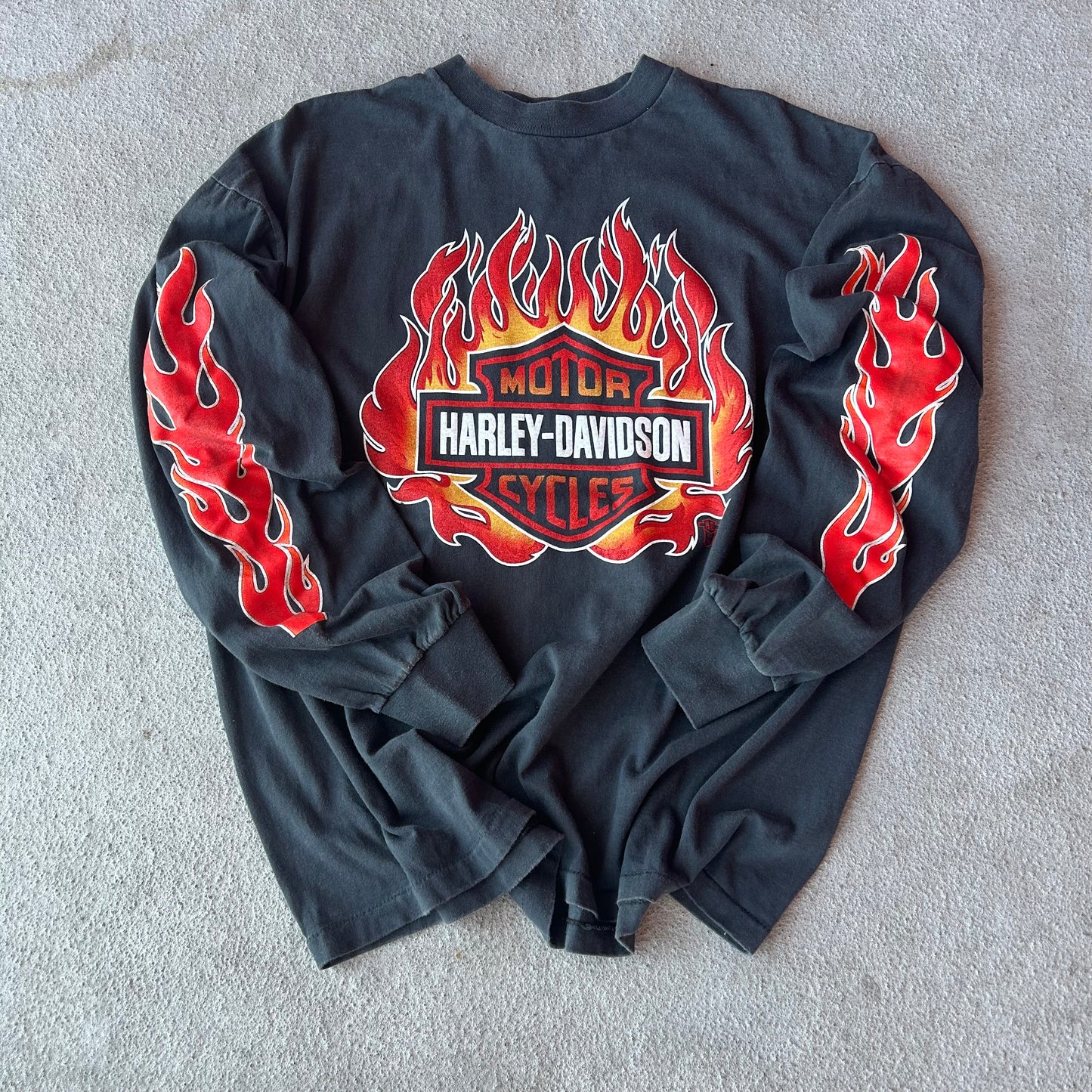 (XL) MODERN* Harley Davidson flame long sleeve