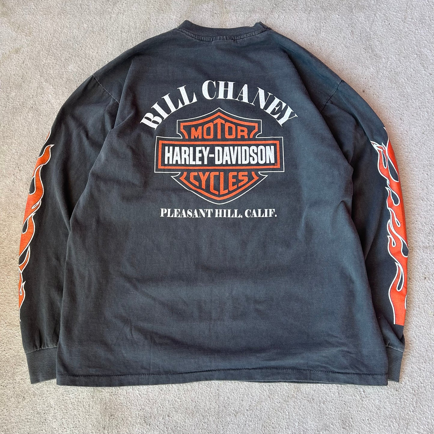 (XL) MODERN untamed flame sleeve Harley tee