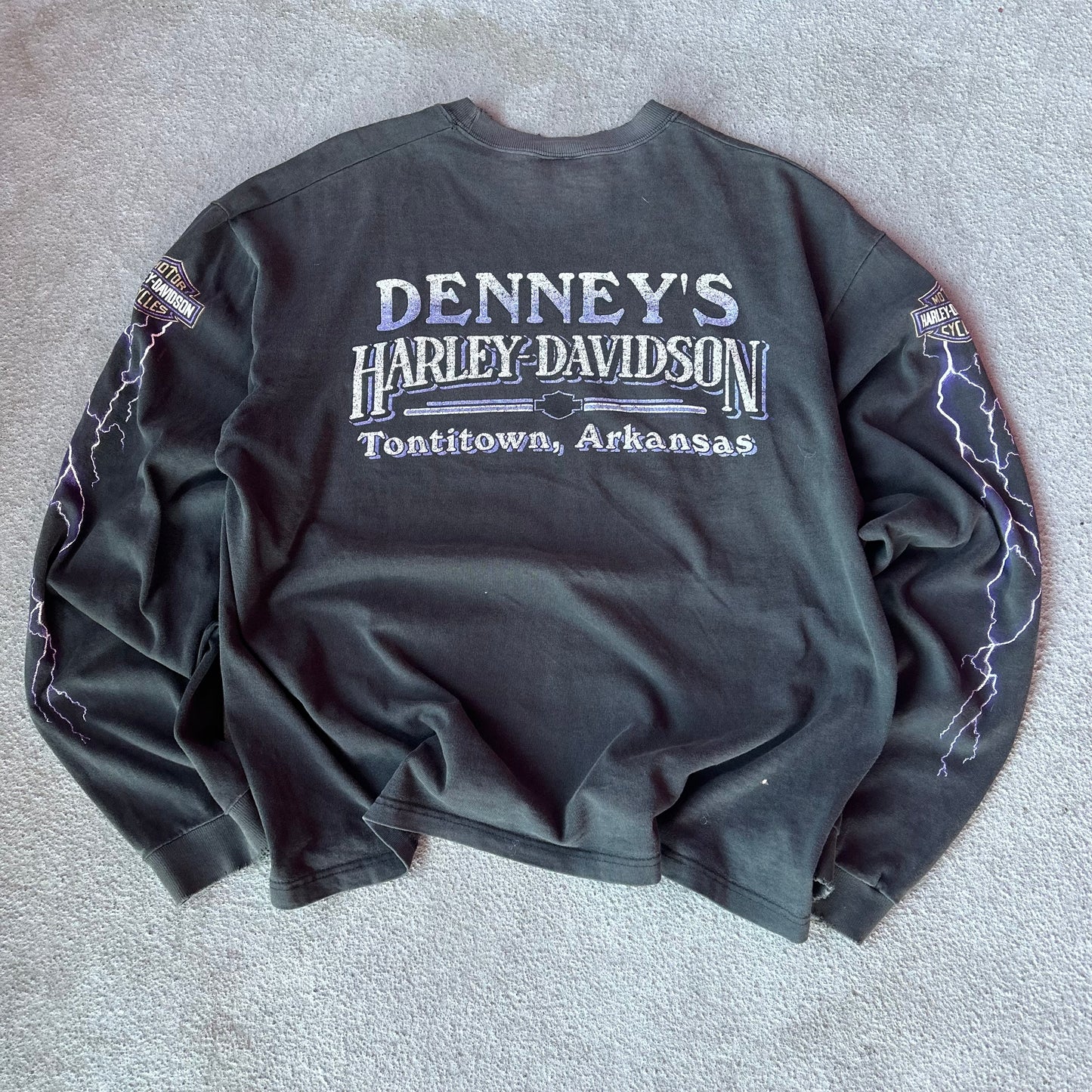 (L) Vintage 1995 Harley Davidson faded lightning longsleeve