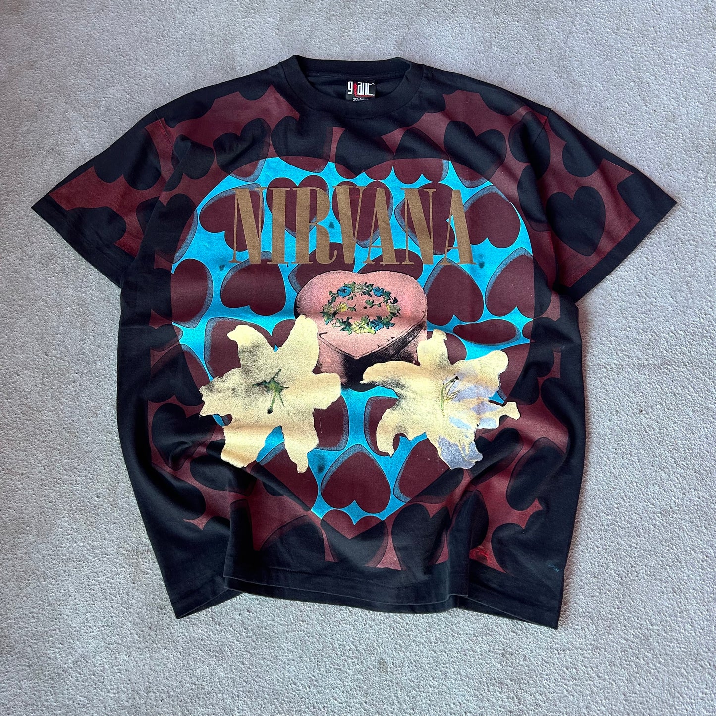 (XL) Nirvana reprint heart shaped box AOP