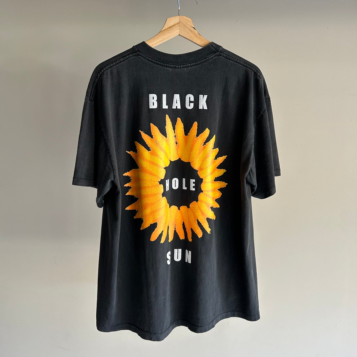 (XL) Soundgarden Black Hole Sun Vintage T-shirt *REPRINT* Brockum Tag Faded Modern