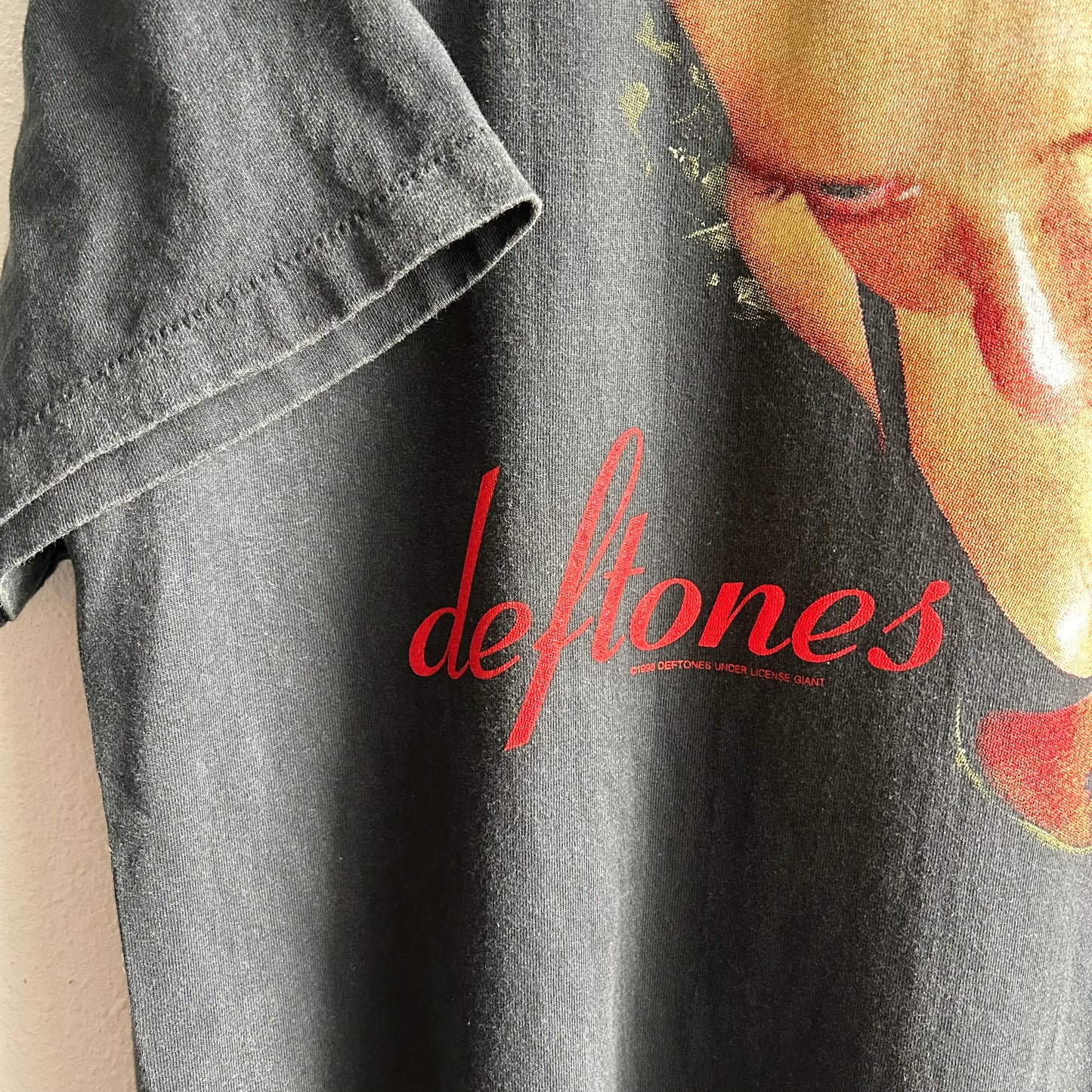 (L) DEFTONES vintage 1997 AROUND THE FUR shirt  Single Stitch MODERN REPRINT tultex Rare XL