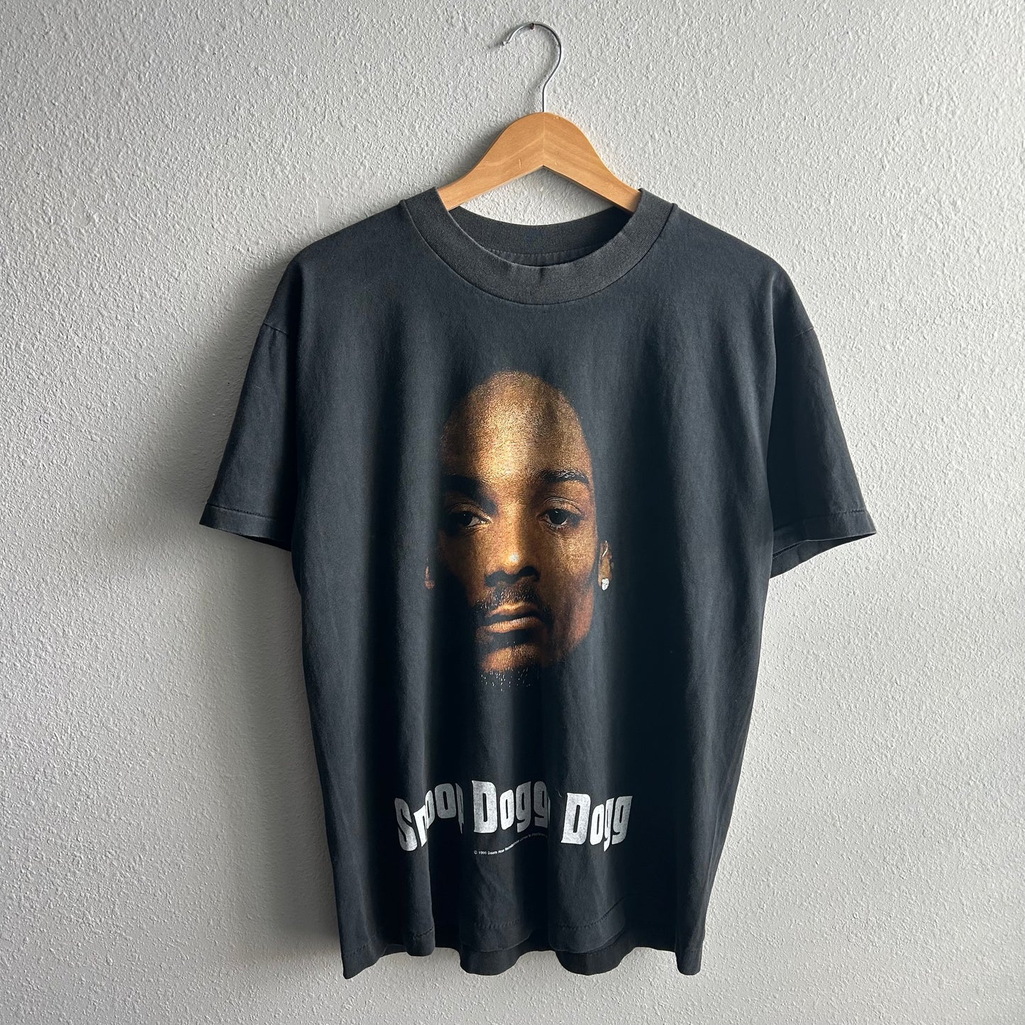 (L & XL) Snoop Dogg Reprint Tha doggfather tee shirt