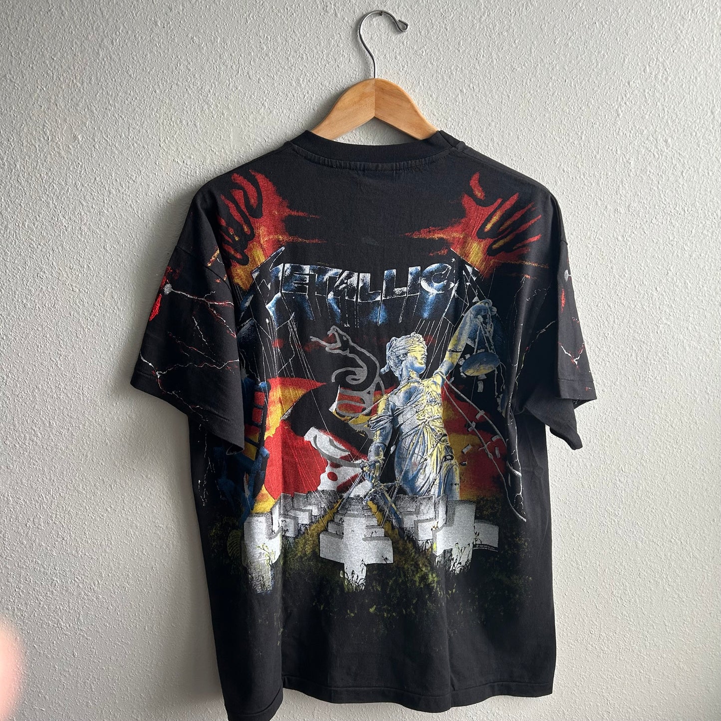 (XL) Metallica Master Of Puppets AOP T Shirt MODERN REPRINT Rare Lightning Brockum