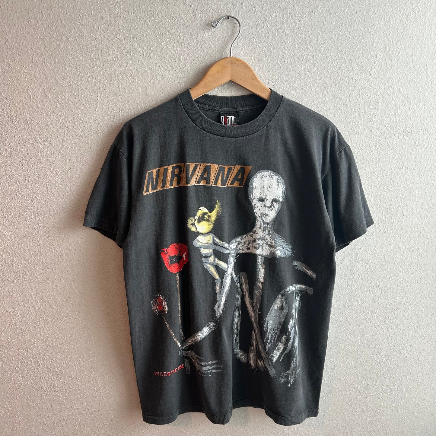 (XL)Vintage Reprint Nirvana incesticide faded tee shirt