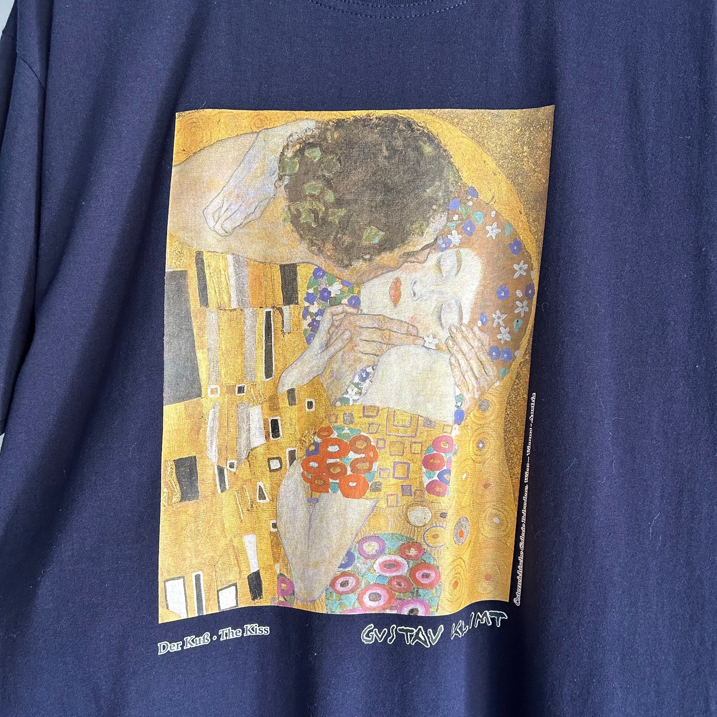 VTG 90s Gustav Klimt The Kiss Tee Shirt Painting Art Rare M Euro Tag Supreme Archive