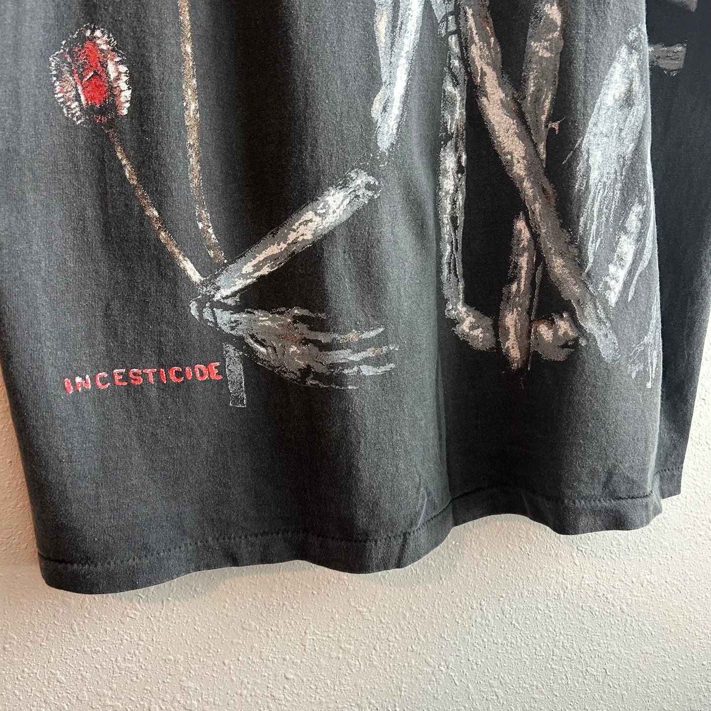 (XL)Vintage Reprint Nirvana incesticide faded tee shirt