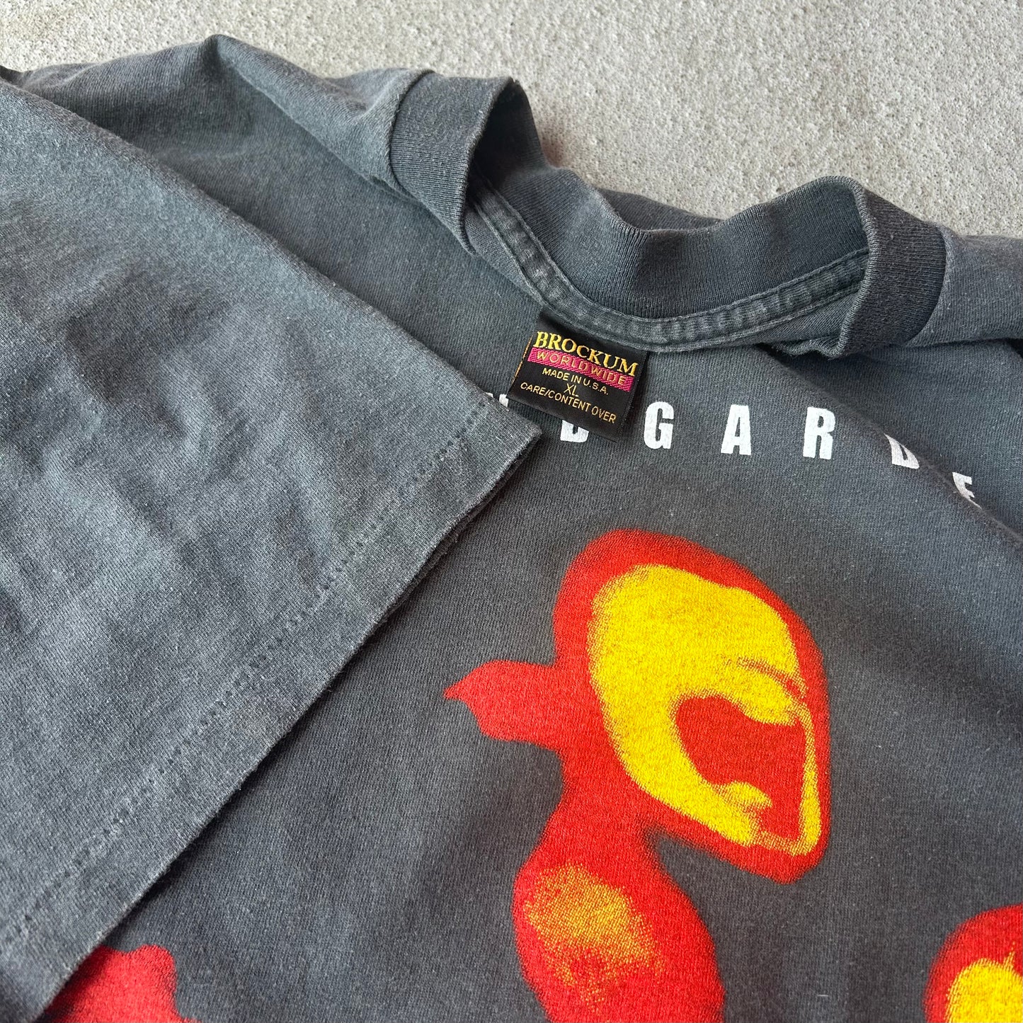 (XL) MODERN soundgarden superunknown tee faded