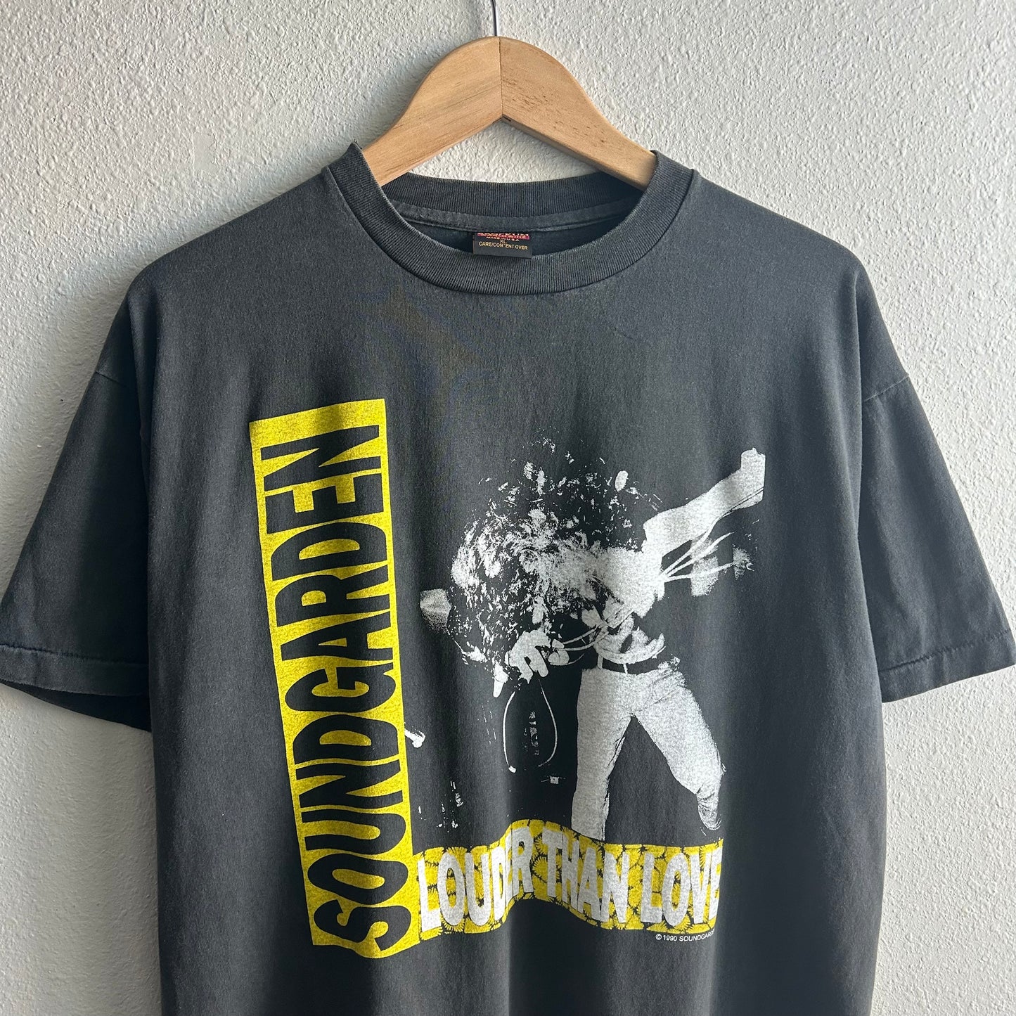 (XL) Soundgarden Reprint louder than faded tee shirt