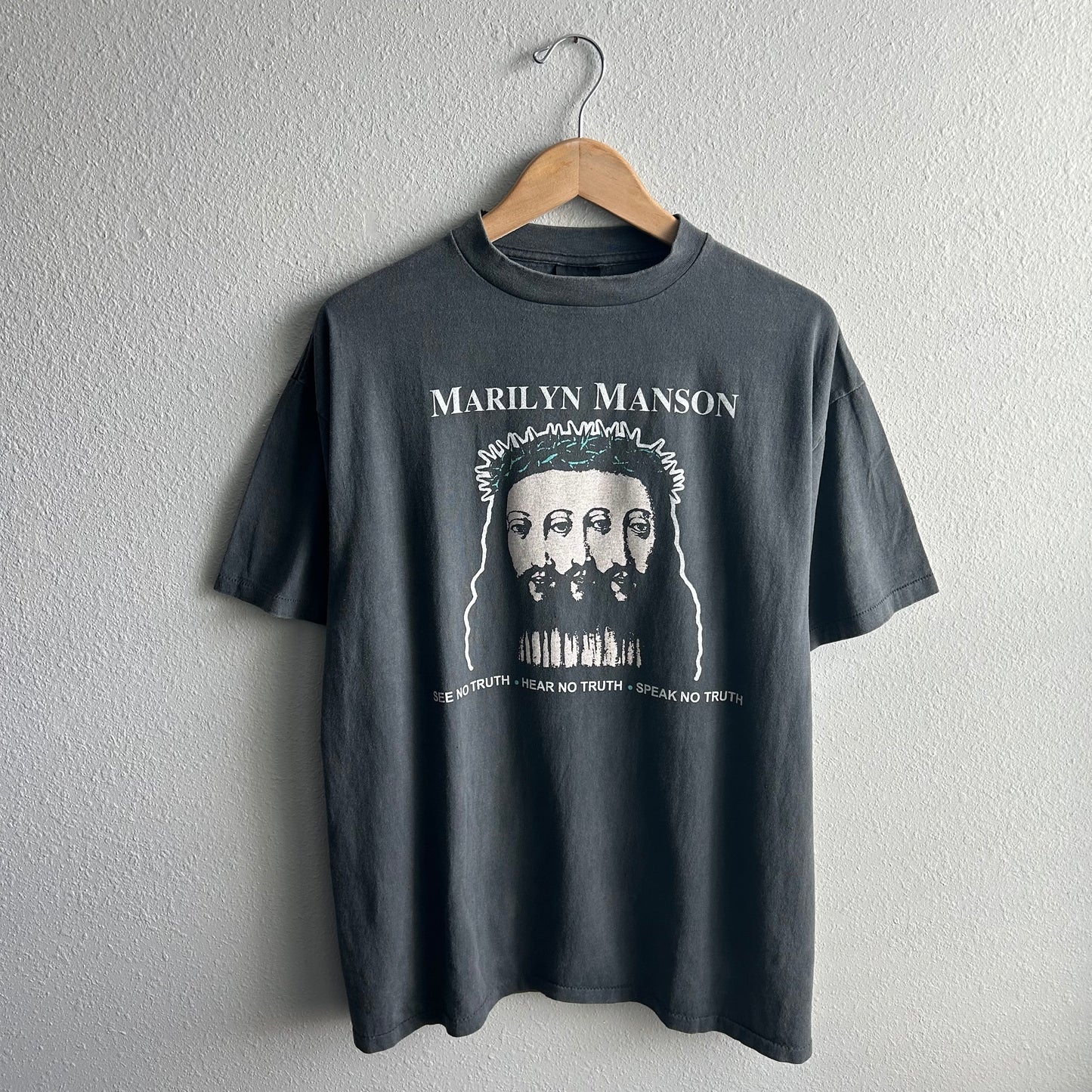 (XL) vintage reprint Marilyn Manson faded tee shirt