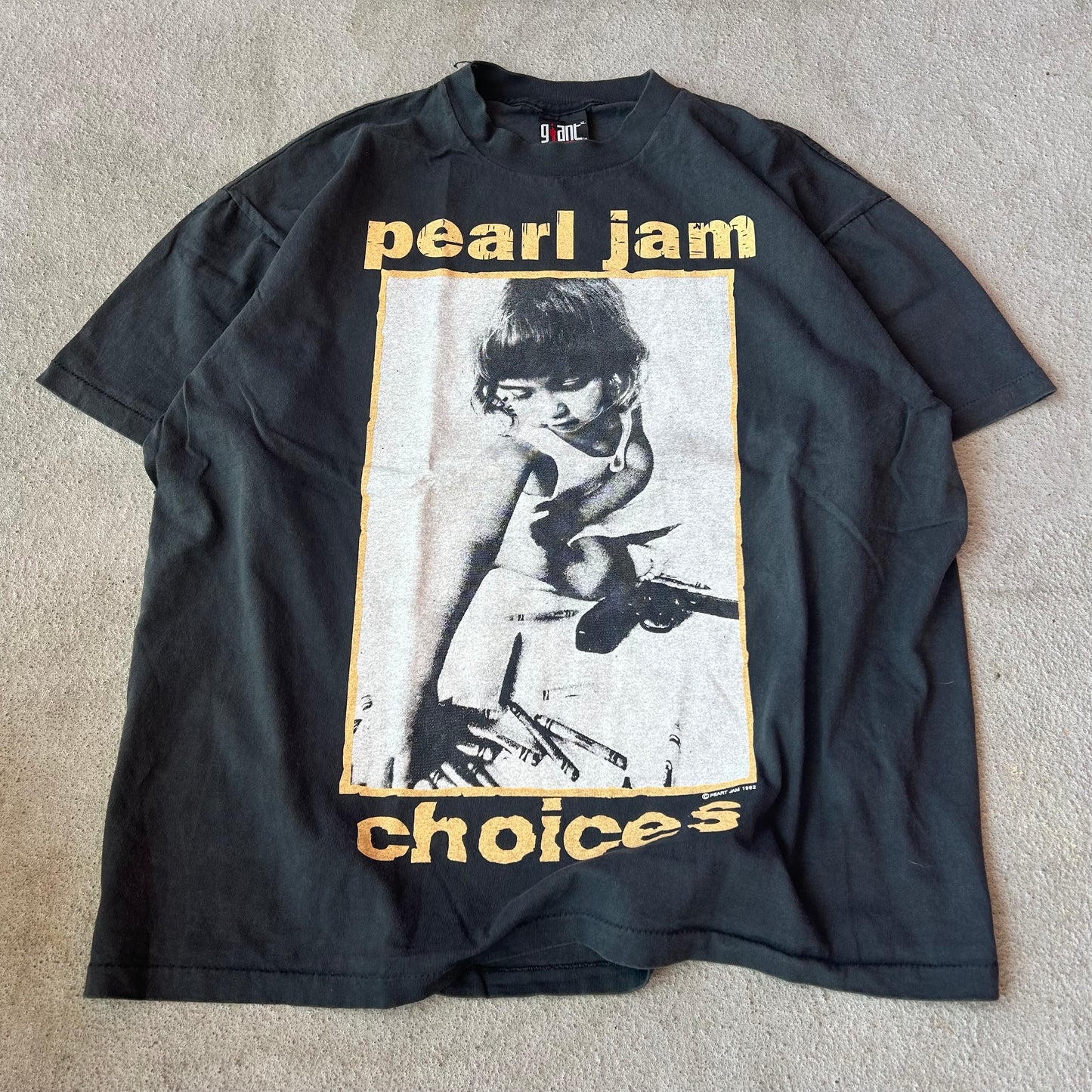 (XL) MODERN* Pearl Jam choice tee
