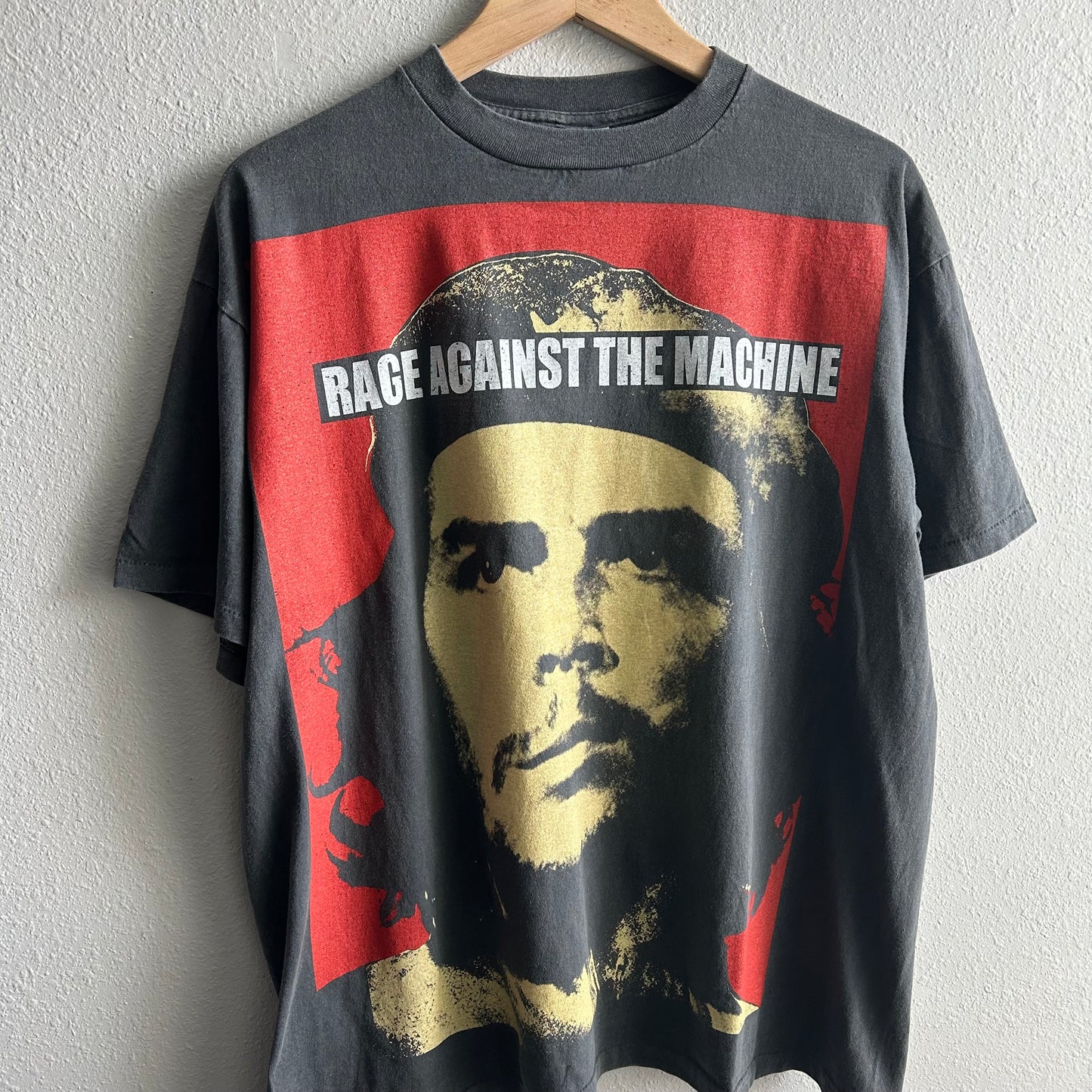 (XL) rage against the machine Che Guevara tee shirt