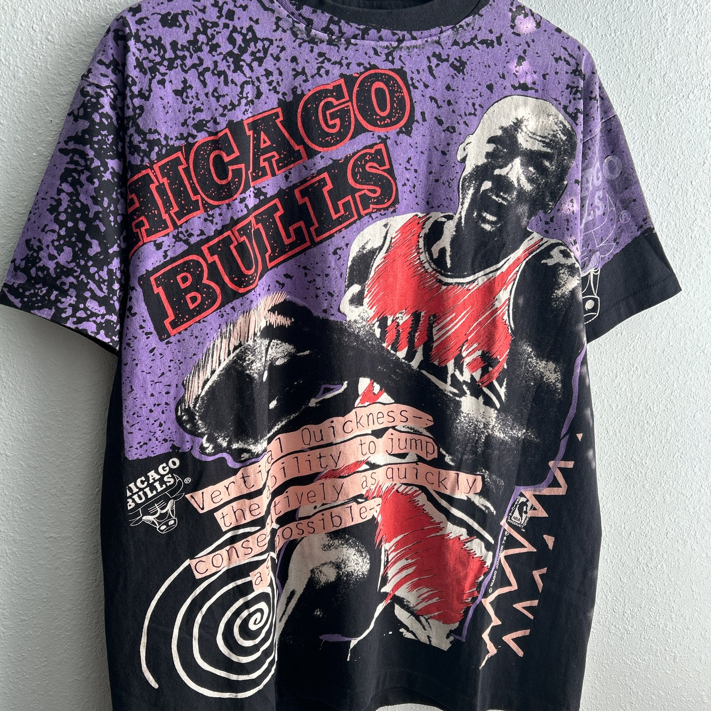 (XL) Modern Chicago Bulls AOP magic Johnson Tultex Michael Jordan AOP