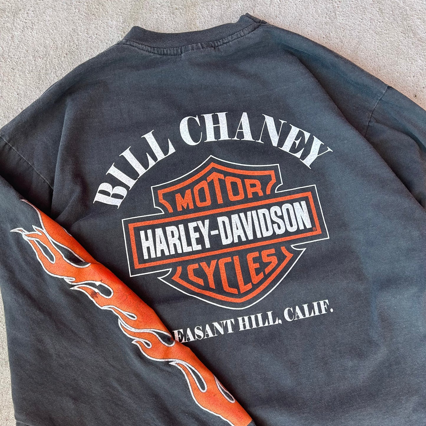 (XL) MODERN untamed flame sleeve Harley tee