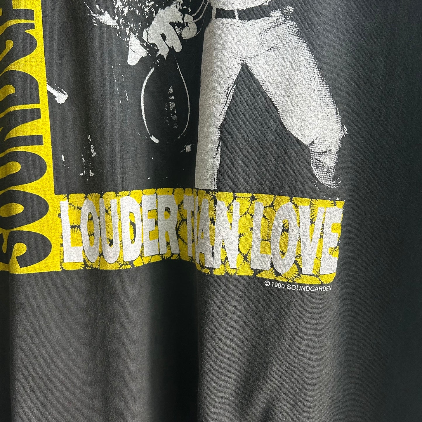 (XL) Soundgarden Reprint louder than faded tee shirt