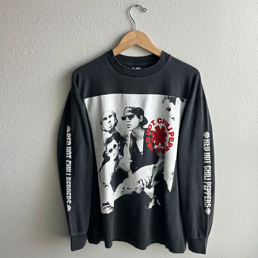 (XL) Red Hot Chili Peppers out in LA Longsleeve tee shirt