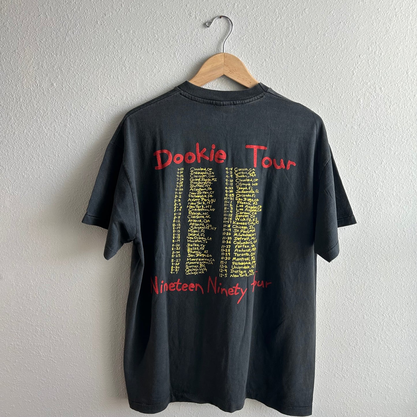 (XL) Green Day dookie tour reprint faded black tee shirt