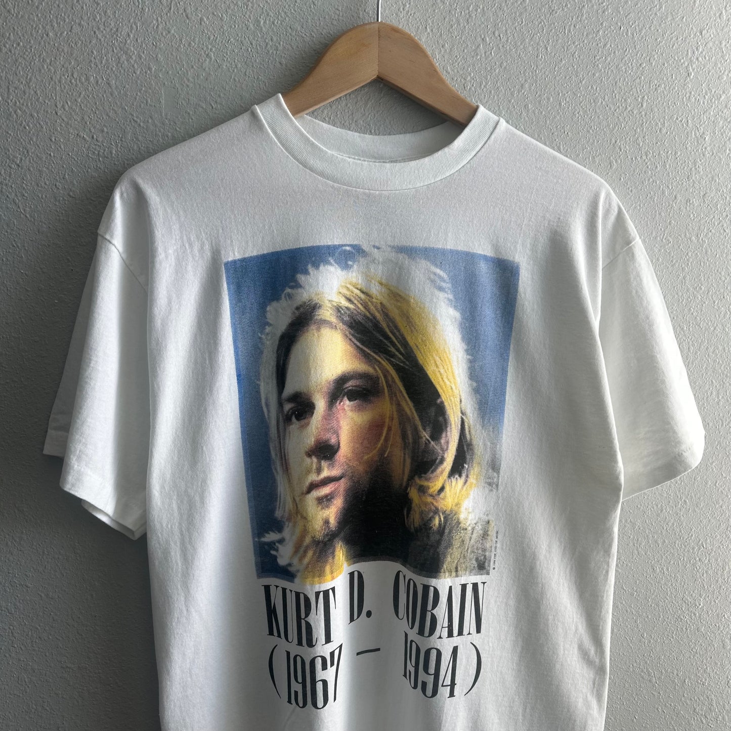 (XL) vintage Kurt Cobain memorial reprint tee shirt