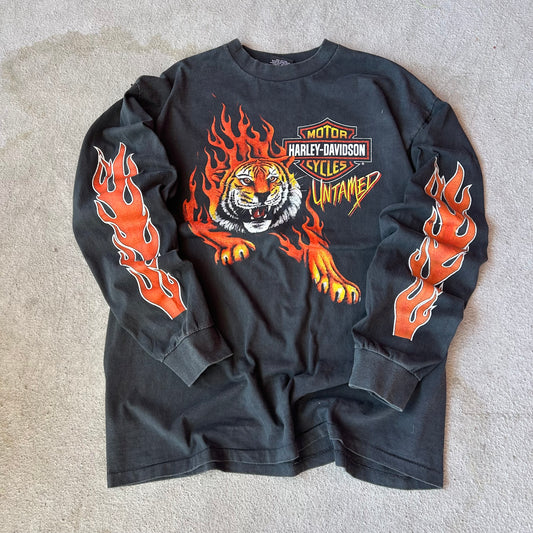 (L) MODERN Harley Davidson untamed flame Longsleeve tee shirt